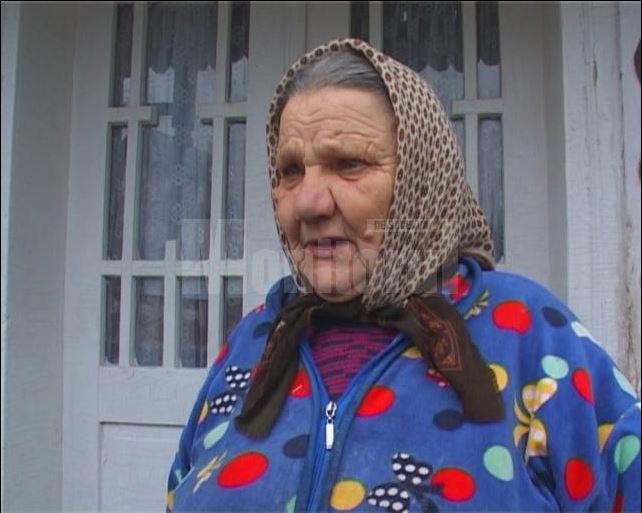 Minora de 13 ani, insarcinata cu acordul mamei si al bunicii