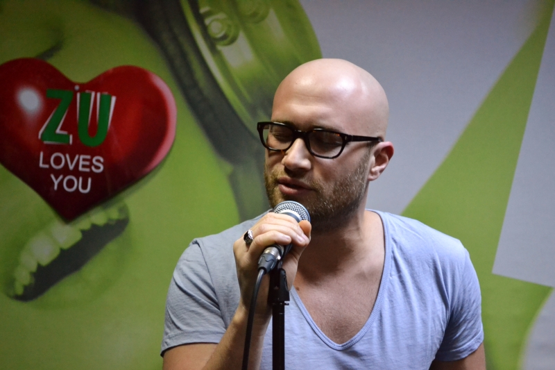 Bendeac s-a facut cantaret in toata regula! Ce melodie a mai lansat! (VIDEO)