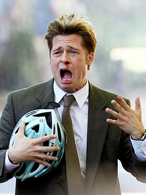 Brad Pitt e disperat! Angelina Jolie se sinucide