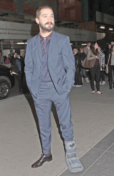 Ireland Baldwin Rubs Elbows With Her Dad Alec - Ziarul National's Enemy Shia LaBeouf