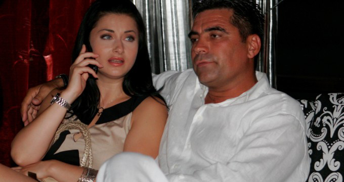SOC! Gabriela Cristea si Marcel DIVORTEAZA? Vedeta s-a mutat din casa omului de afaceri!