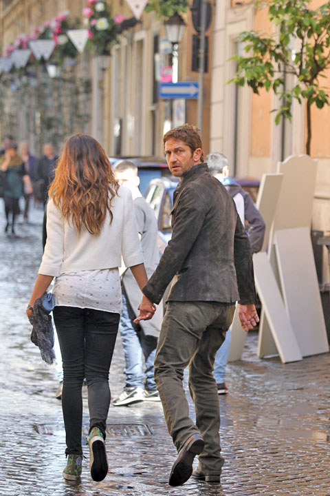Gerhard Butler und Freundin Madalina Ghenea besichtigen Rom - Ziarul National