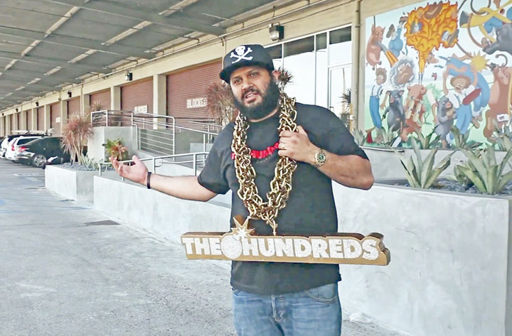 World - Ziarul National's most expensive neck chain is a weighty subject