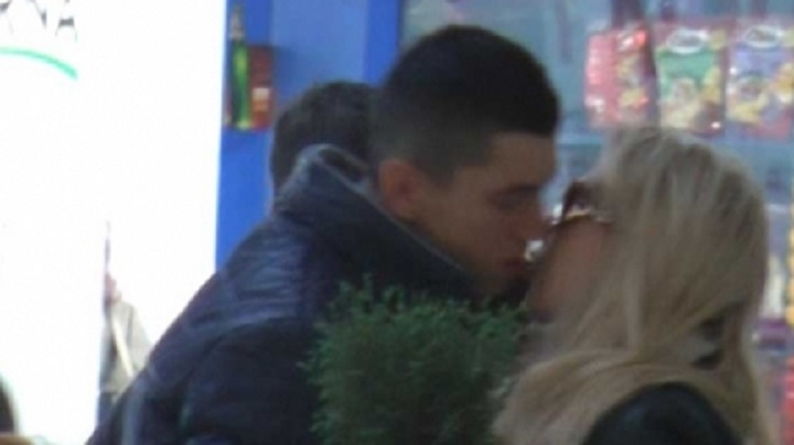 BOMBA: Un nou cuplu in showbizul romanesc! Pe cine a cucerit jandarmul cu “voce de aur”!