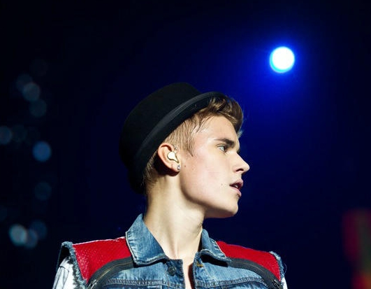 Justin Bieber, enervat la culme! A aflat cu cine se intalneste fosta lui iubita, Selena Gomez!