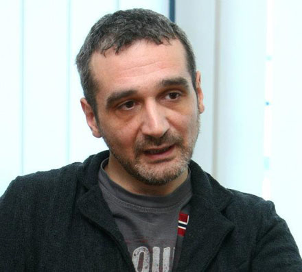 Lazaroiu nu vrea ca PDL-ul sa se verse in Miscarea Populara