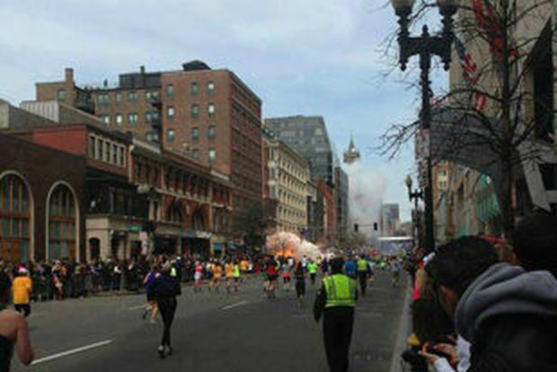 ATENTAT in Boston! Fotografia care a starnit controverse! El este vinovat de CARNAGIU?