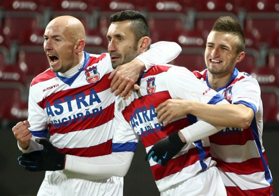 Steaua pierde printre degete doua puncte la Galati
