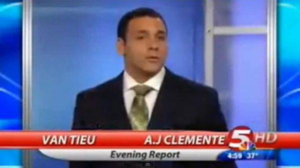 Un prezentator s-a facut de tot rasul in direct! A inceput sa injure! (VIDEO)