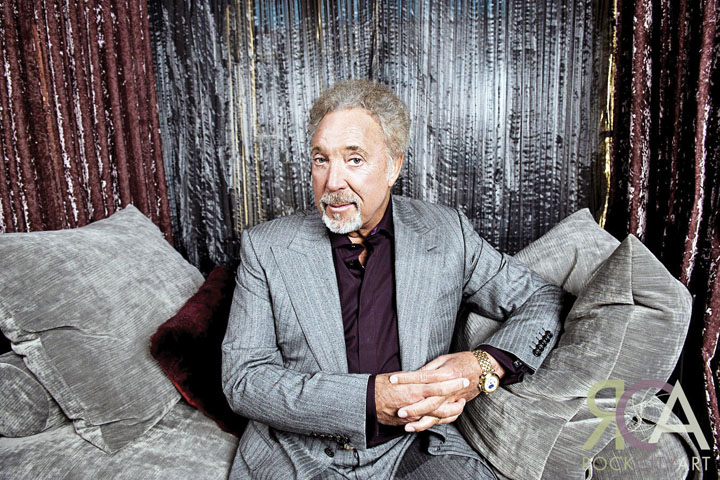 tom jones - Ziarul National