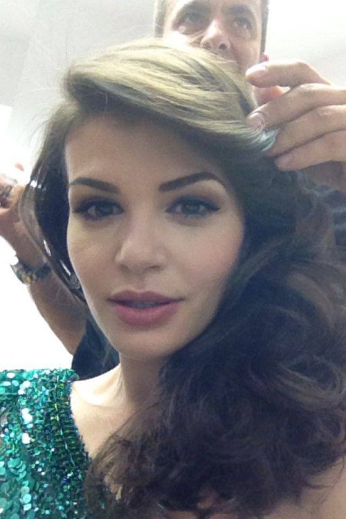 Monica Gabor a ramas cu gura cascata! Ce cadou a primit! (FOTO)