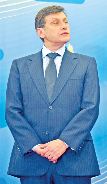 CRIN ANTONESCU=FANE (279) - Ziarul National