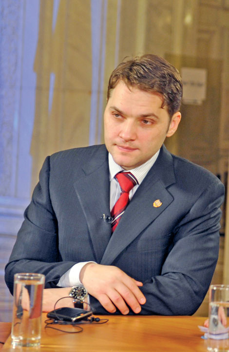 Dan Sova, urmarit penal de DNA intr-un nou dosar