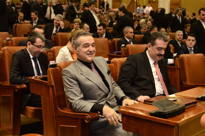 Gigi Becali - Convocare noul Parlament - Narcis Pop (57) - Ziarul National