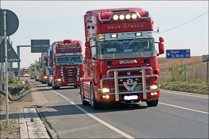 Transportatorii blocheaza drumurile  din Romania