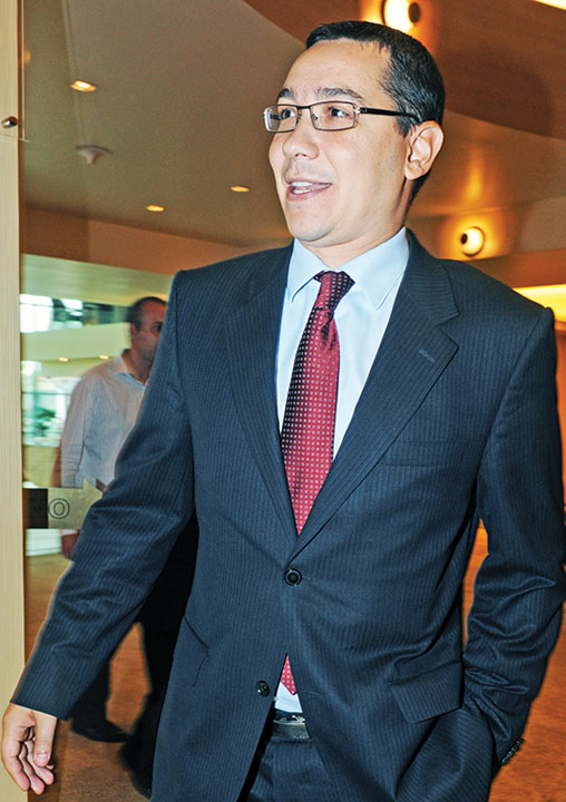 Ponta: Basescu, un presedinte manelist si ridicol