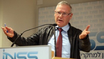 amos yadlin - Ziarul National