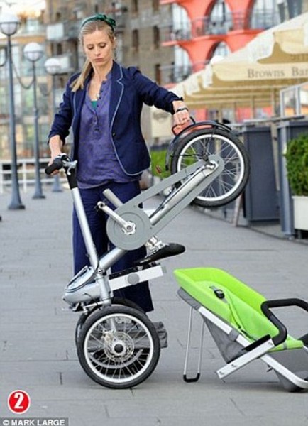 ASTA este CEA MAI TARE bicicleta! Inventie special creata pentru mamici!
