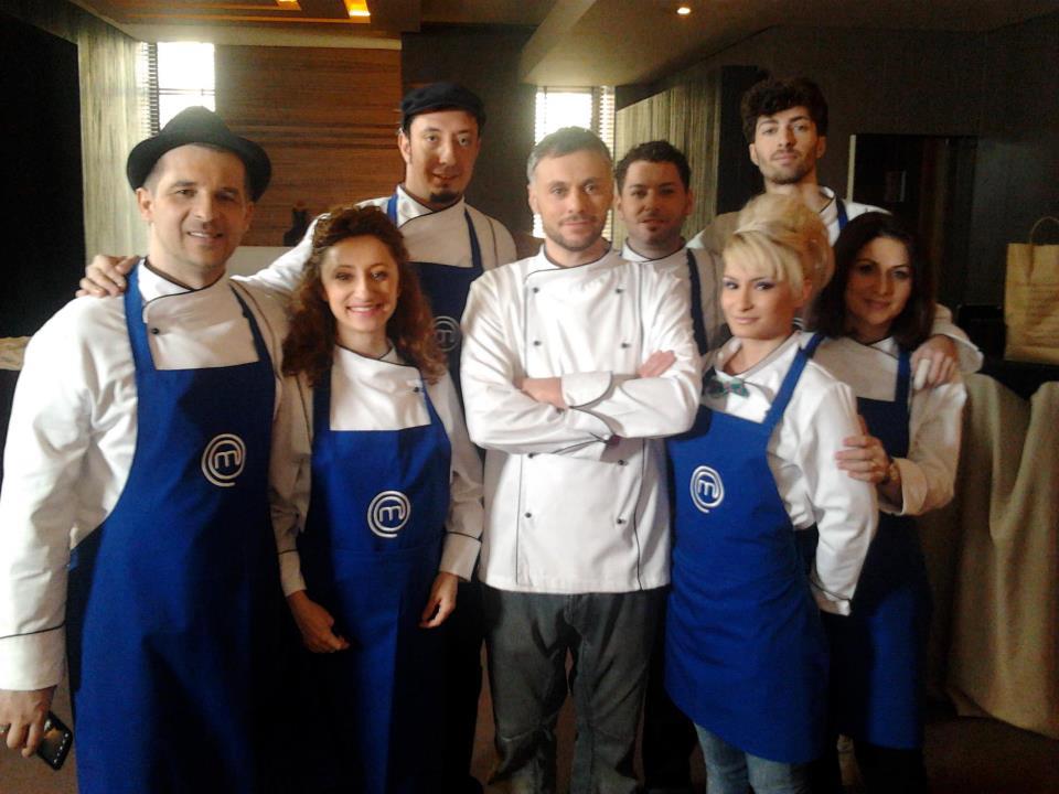 Concurentii de la Masterchef 2013 au gatit la botezul fetitei lui Mihai Petre! S-a lasat cu eliminari!