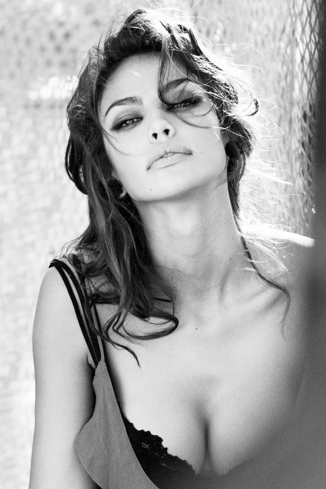 Madalina Ghenea, dezvaluiri despre relatia cu Gerard Butler!