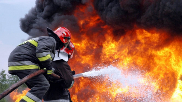 INCENDIU puternic intr-un birou al Politiei din Covasna! (VIDEO)