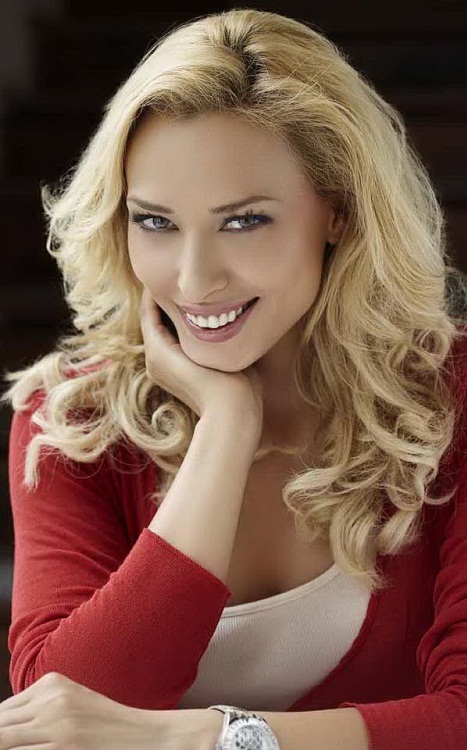 Iulia Vantur a lamurit situatia. S-a casatorit sau nu cu actorul Salman Khan?
