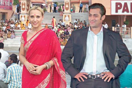 Tatal lui Salman Khan, declaratii BOMBA despre NUNTA actorului cu Iulia Vantur!