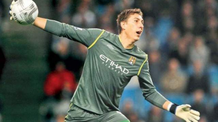 Pantilimon negociaza transferul la Fiorentina