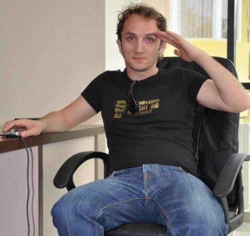 Mihai Traistariu ii ia apararea impresarului! „El e foarte calm pe langa Alexandra Stan!”