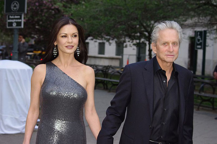 Michael Douglas si Catherine Zeta-Jones vor sa divorteze!