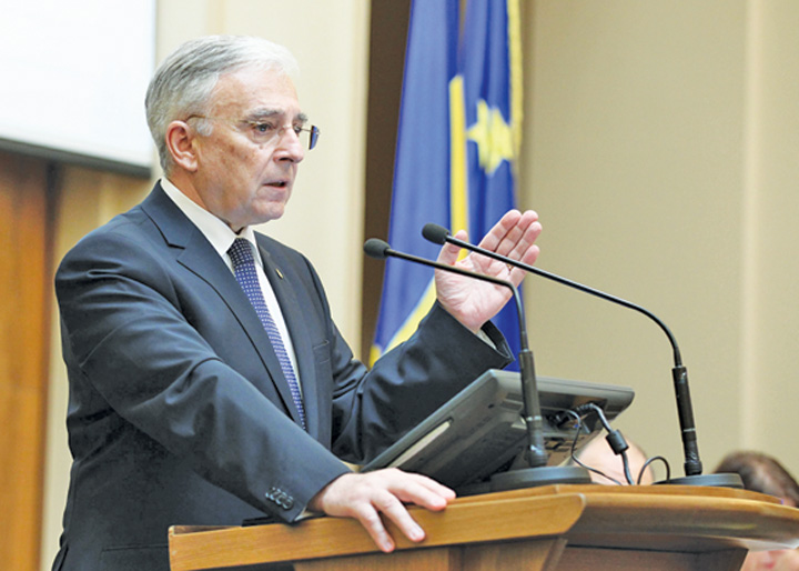 Investitorii straini pleaca din Romania, datoria externa creste