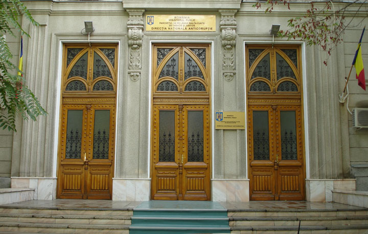 Patru judecatori au ajuns pe mana procurorilor DNA