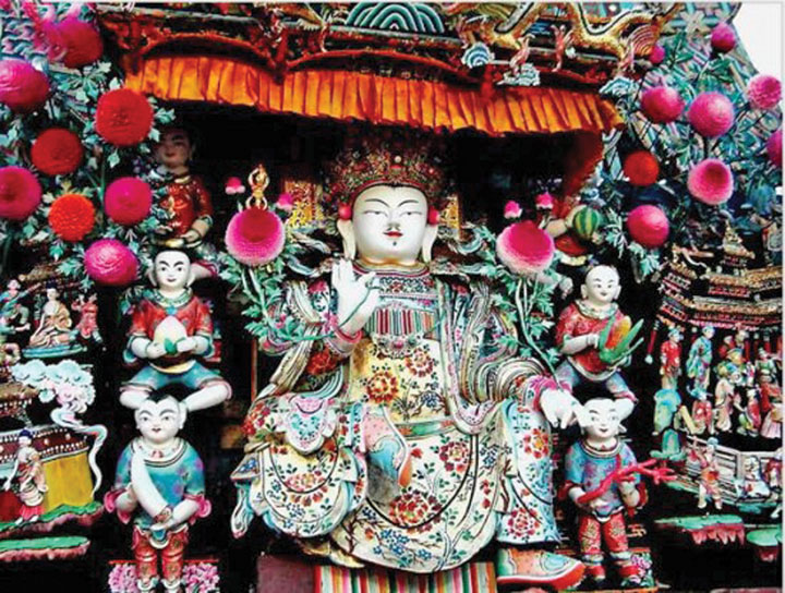 Calugarii tibetani, cei mai talentati sculptori in unt