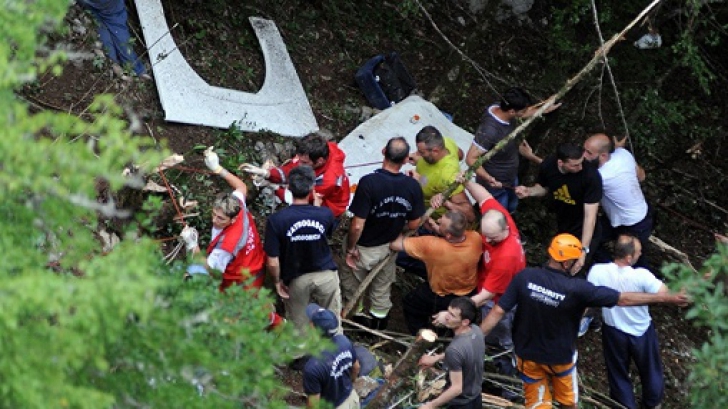 Marturia unui pasager, despre tragedia din Muntenegru: „Soferul a depasit intr-un loc total nepermis, cu o viteaza imensa!”