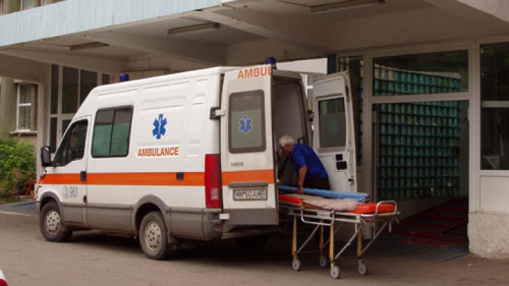 INTOXICATI CU CIUCPERCI: Un COPIL de doi ani, tatal si bunica, in COMA!