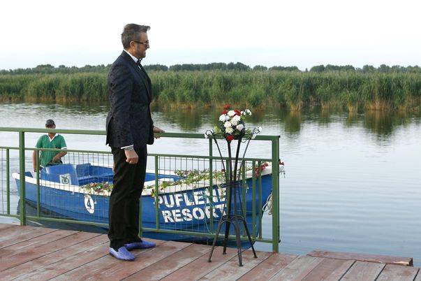 Botezatu, la un pas de tragedie: Cat pe ce sa se inece in Delta Dunarii!