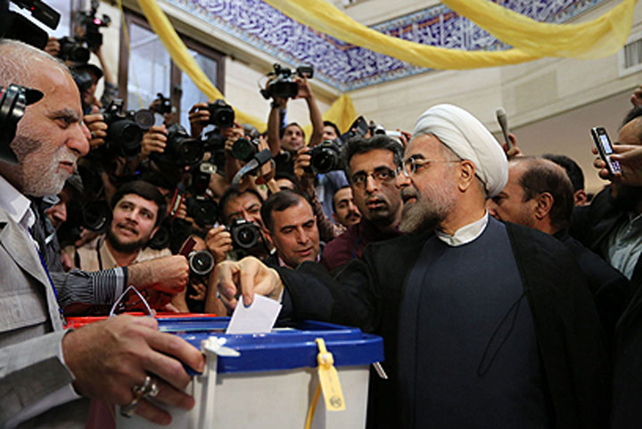 Cleric Hassan Rouhani Leads Iran Vote Count - Ziarul National