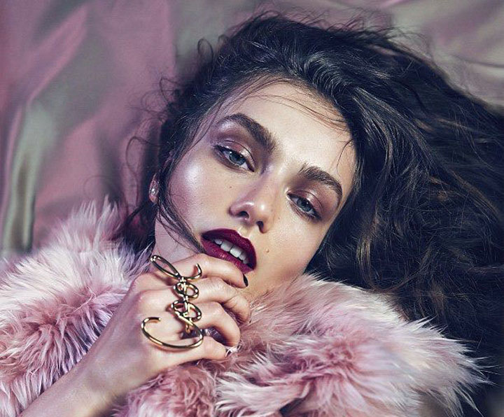 Andreea Diaconu 1 - Ziarul National