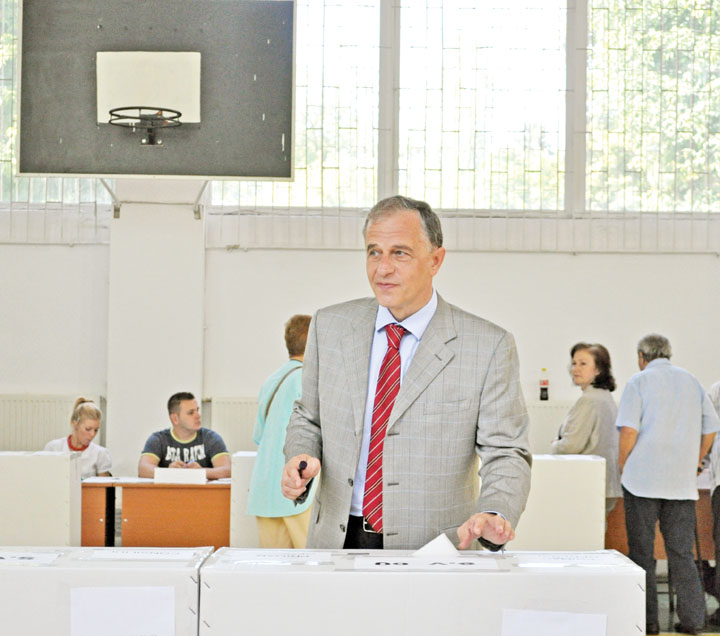 Mircea Geoana - Ziarul National