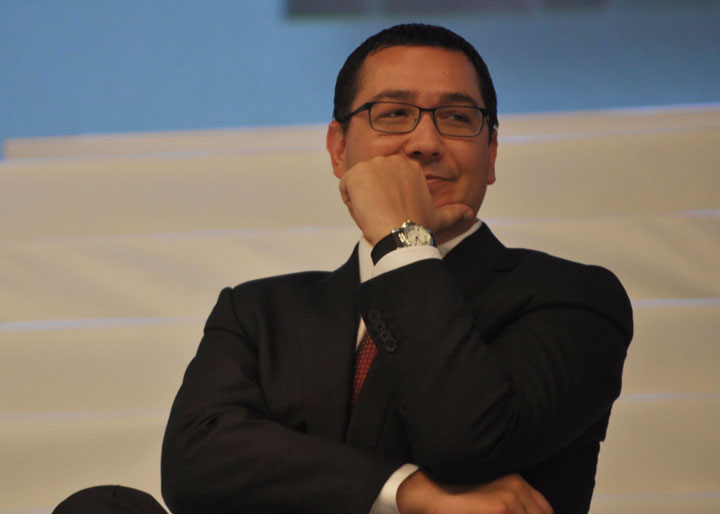 Cainii CSM latra, imaginea lui Ponta trece