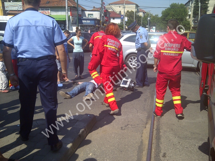Accident inspaimantator intr-o intersectie din Timisoara. Ce a patit un motociclist!