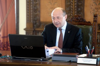 basescu csat - Ziarul National