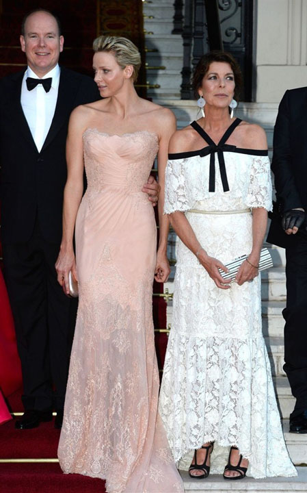 fit-for-royalty-princess-charlene-of-monaco-in-atelier-versace - Ziarul National