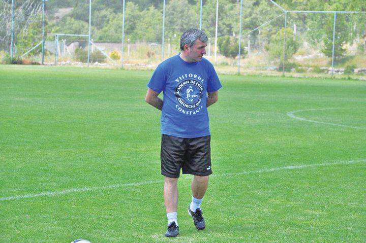 BOMBA in fotbal! Gica Hagi renunta la clubul Viitorul Constanta