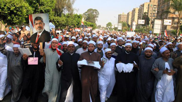Islamistii egipteni indeamna la proteste nationale
