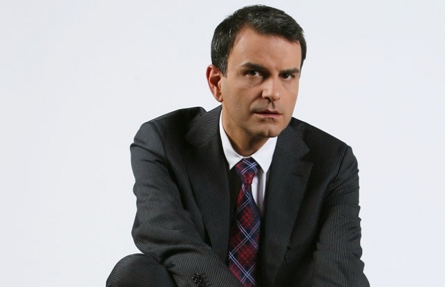 Lucian Mindruta il FACE PRAF pe ministrul Educatiei: “Coane, ia o foaie de hartie si scrie…”!