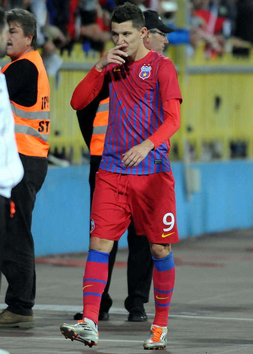 FOTBAL:GAZ METAN MEDIAS-STEAUA BUCURESTI 3-0,LIGA 1 (10.09.2011) - Ziarul National