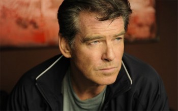 pierce brosnan - Ziarul National