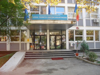 Profesorul de religie care A STRANS MITA de la elevii de la Bolintineanu, consilier la Primarie!