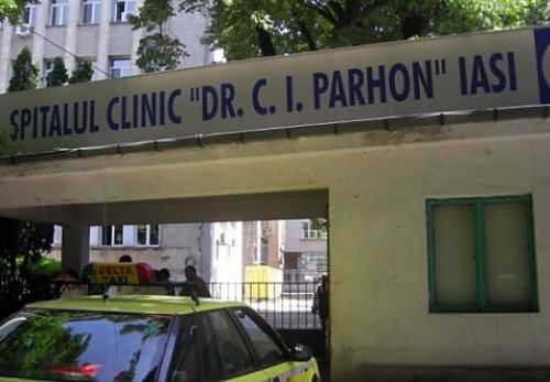 Un doctor din Iasi munceste 48 de ore pe zi
